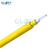 Gul fiberoptisk kabel
